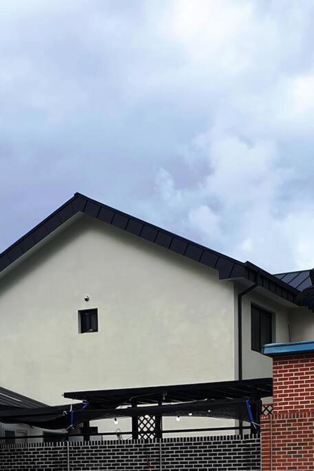 Gyeongju Sugi'S Guesthouse מראה חיצוני תמונה